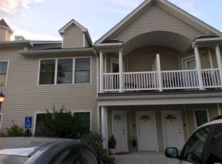 619 Broadway UNIT 10, Amityville, NY 11701