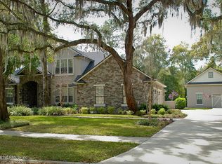 121 Holly Berry Ln, Saint Johns, FL 32259