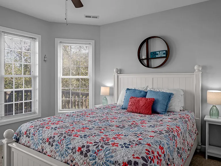 2219 E Pelican Dr — Photo 30