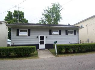 9880 W Ferndale Dr, Manitou Beach, MI