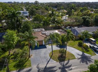 2930 SE 1st Pl, Boynton Beach, FL 33435