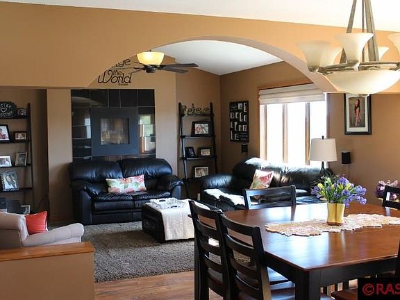 5th image of 117 Copperfield Dr