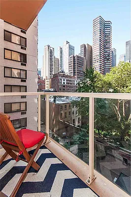 Sold by Atlas Real Estate New York | media 1