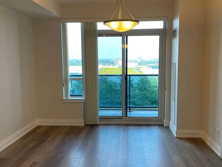 7167 Yonge St #508 — Photo 10