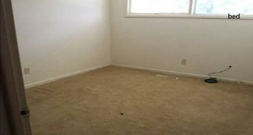 2nd image of 1279 Walton Dr