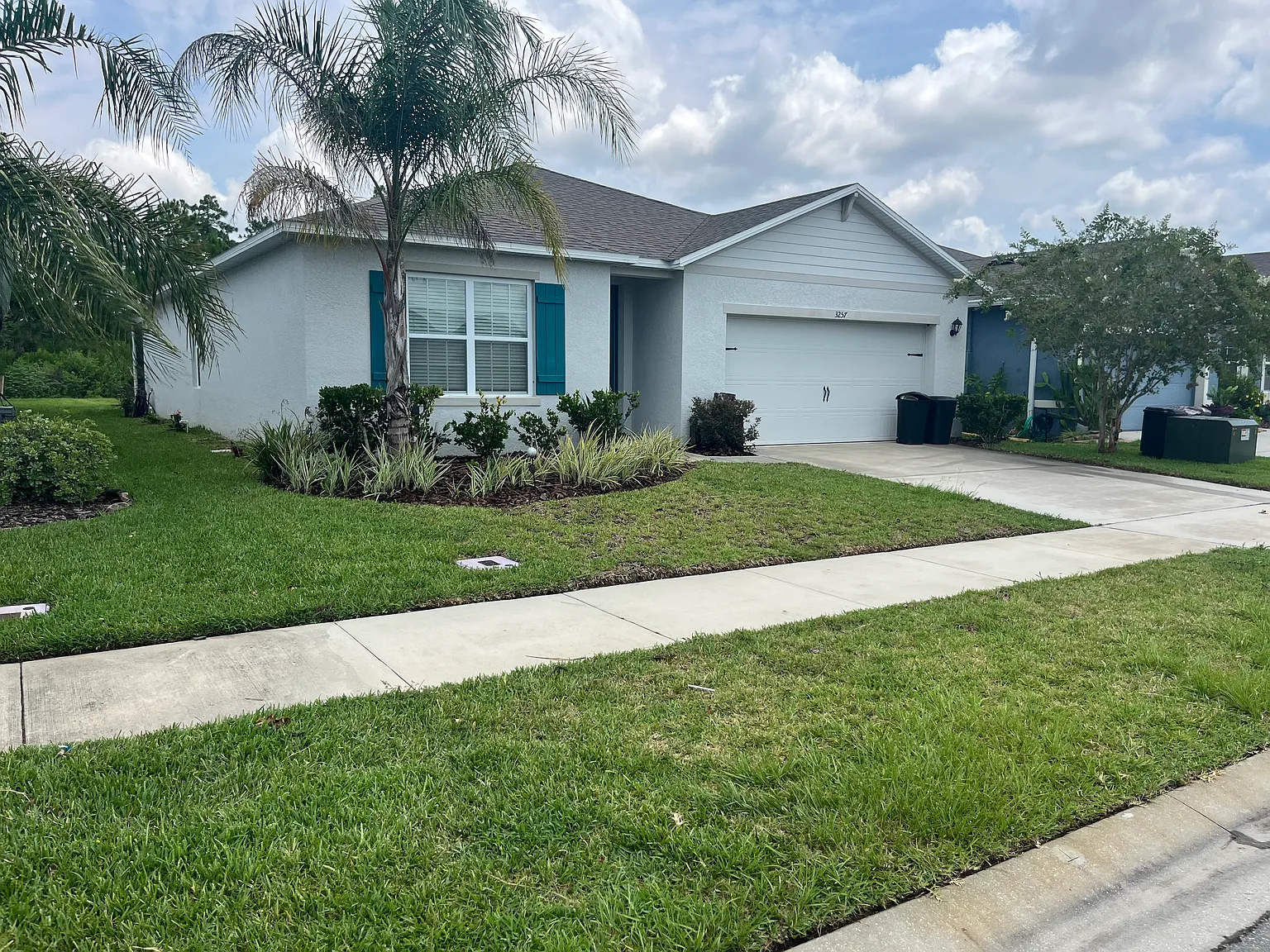 4 bed, 1855 sqft, $2,600 — Photo 1