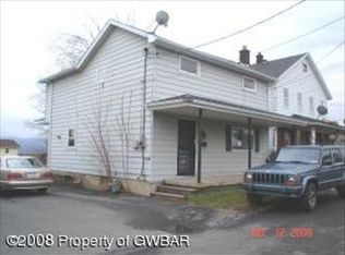 23 W 1st St, Larksville, PA 18651
