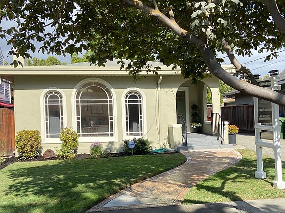 2nd image of 120 Cleaves Ave