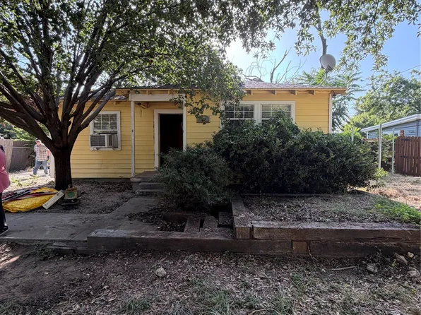 715 Scott Dr, Arlington, TX 76012
