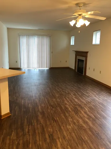 1118 Enterprise Dr — Photo 10
