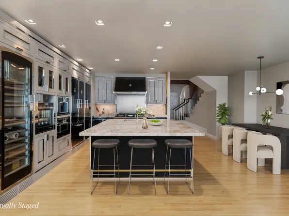 260 Park Avenue South image 3 of 10