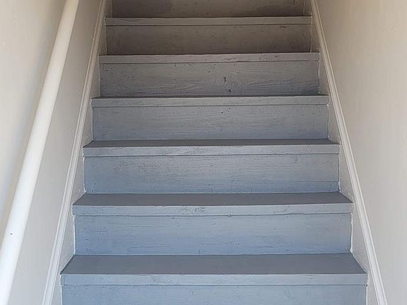 5th image of 7930 Becket St APT 8
