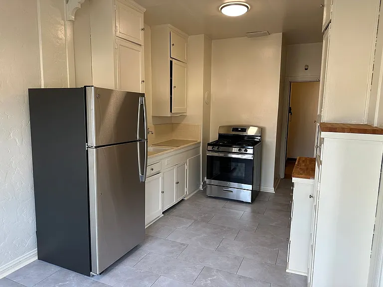 540 Alcatraz Ave. — Photo 6