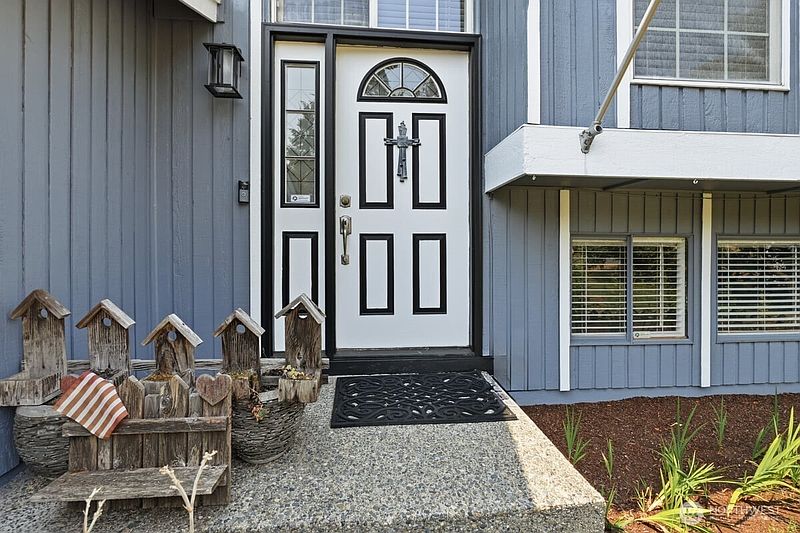 2nd image of 33205 30th Avenue SW