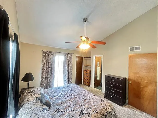 2330 Edenborn Ave #321 — Photo 14