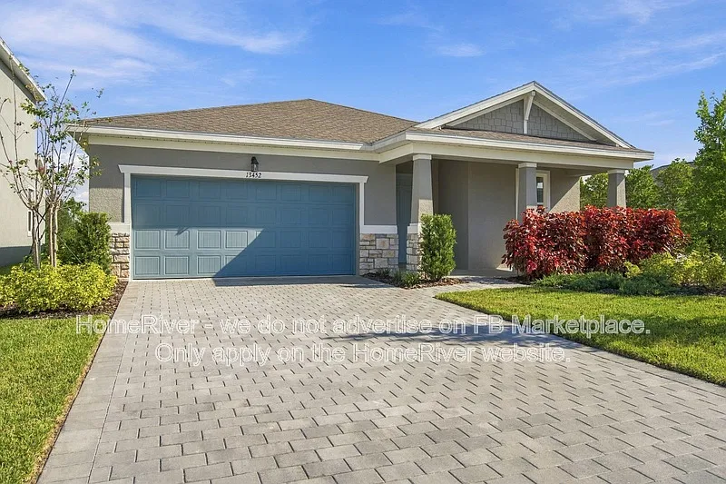 4 bed, 3.0 bath, 2111 sqft, $2,350 — Photo 1