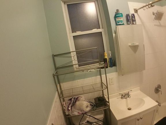 4th image of 1608 Stadium Ave #1
