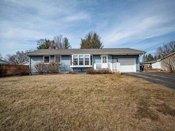 109 Halls Hill Street, Ellsworth, WI 54011