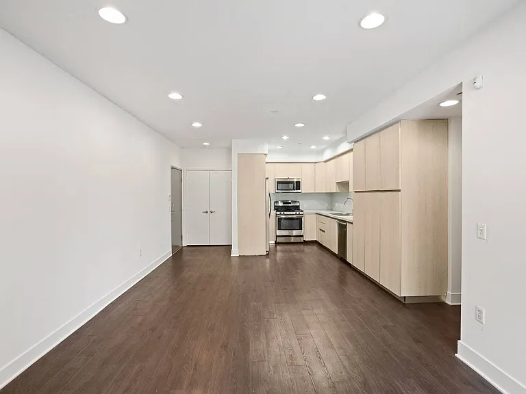 Open-Concept Kitchen and Dining Space