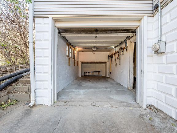 3rd image of 675 Franklin Ave