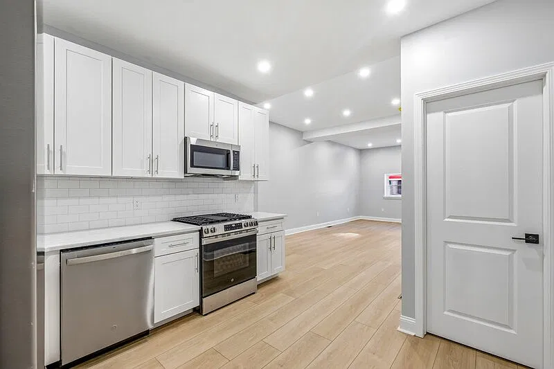 617 S 8th St — Photo 2