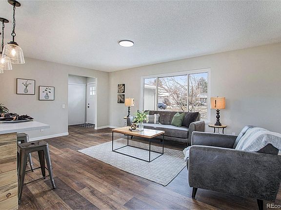5th image of 8369 E Briarwood Ave