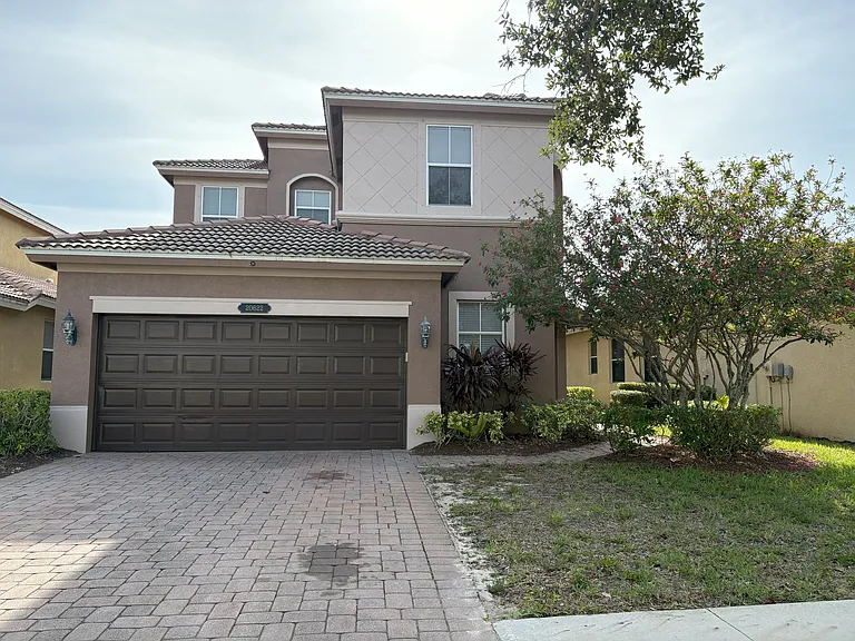 20622 E Golden Elm Dr — Photo 2