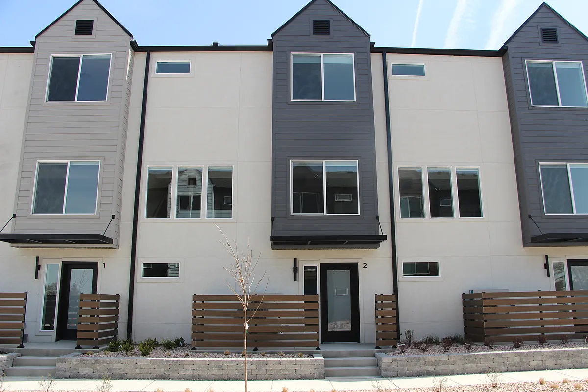 Building Photo - 4475 S 500 E #2
