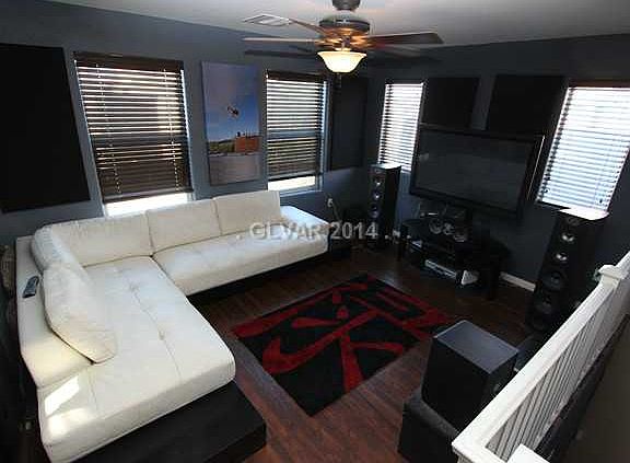 5th image of 9376 Black Wolf Ave