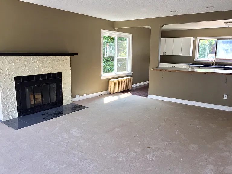 10742 Durland Ave NE — Photo 5