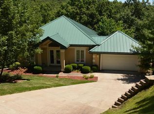 242 Brookhaven Ln, Sunrise Beach, MO 65079