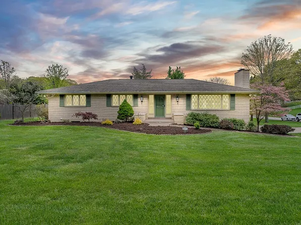 1357 Country Club Rd, Monongahela, PA 15063