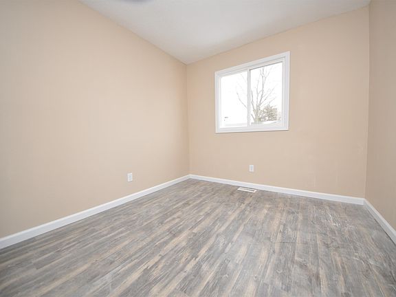 5th image of 1 Westwood Vlg #14560713