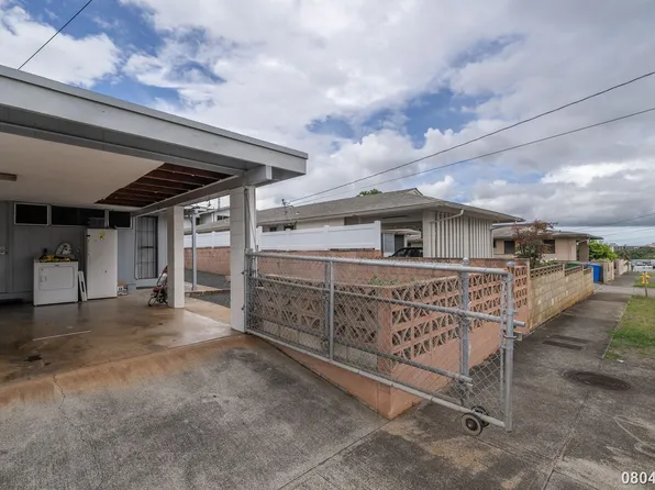 94-1167 Kahuahale St, Waipahu, HI 96797