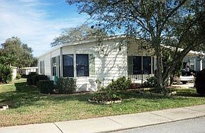 4th image of 2257 Las Fuentes Dr