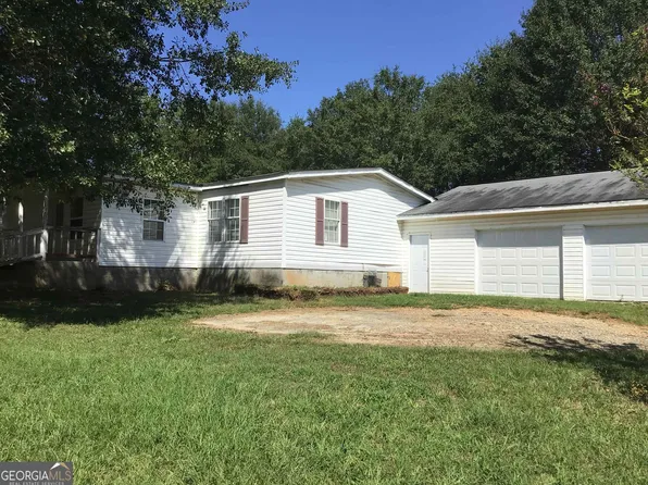 1533 Scenic Dr, Toccoa, GA 30577