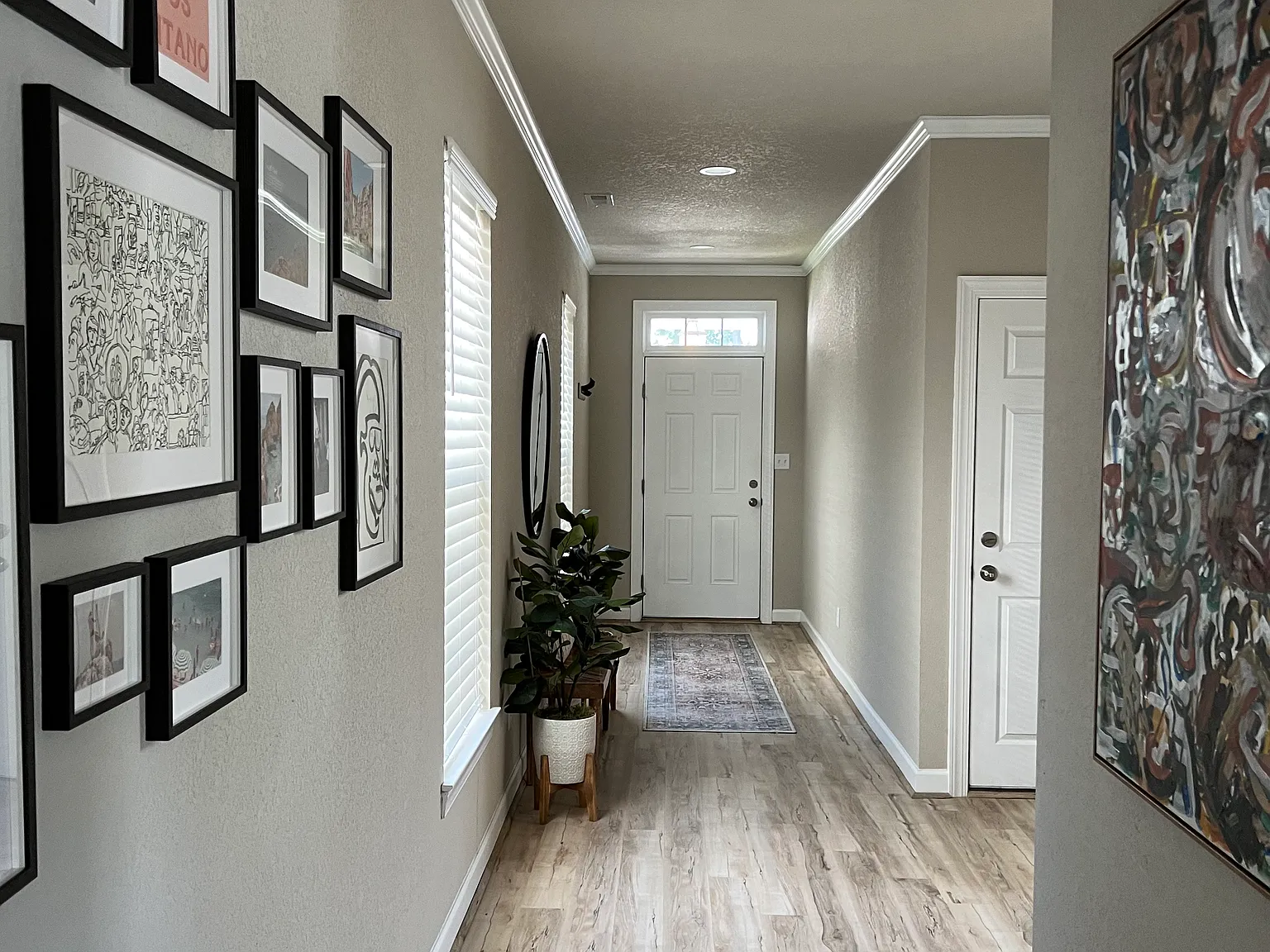 4 bed, 2.5 bath, 2225 sqft, $3,800 — Photo 2