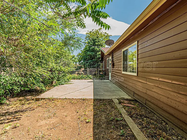400 Lily Ln — Photo 34