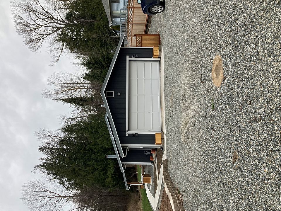 1st image of 3251 Hollywood Ave