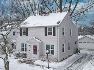 1586 Laclede Rd, South Euclid, OH 44121