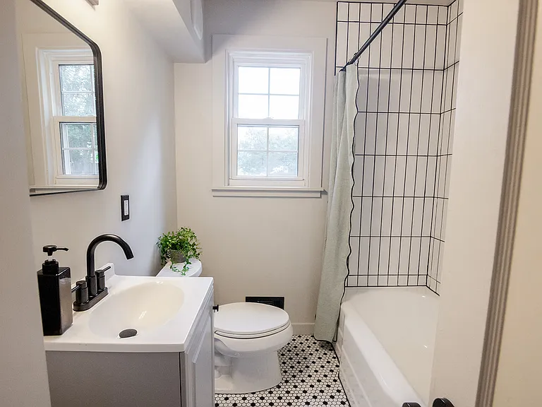 8307 Rolando Dr — Photo 15