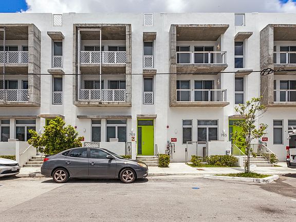 3rd image of 761 NW 1st St Unit 201