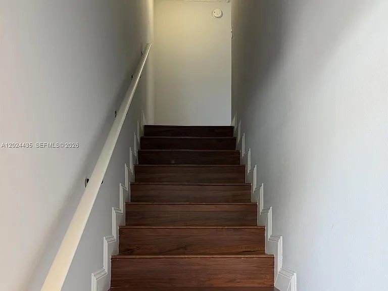 7610 Westwood Dr #122 — Photo 6