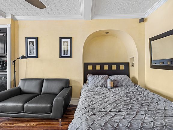 4th image of 5 Tudor City Pl APT 1629