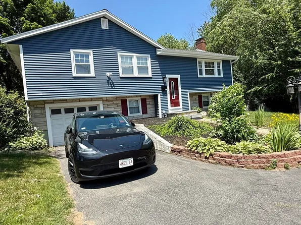 258 Plain St, Brockton, MA 02302