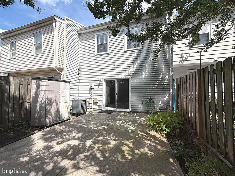 8854 Cherry Oak Ct — Photo 7