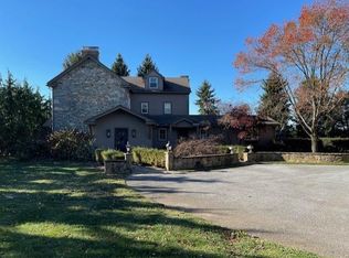 469 Gum Tree Rd, Cochranville, PA 19330