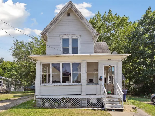 424 N Pearl St, Janesville, WI 53548