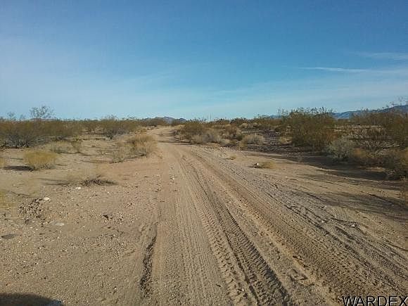 2nd image of 83 S Laguna Rd