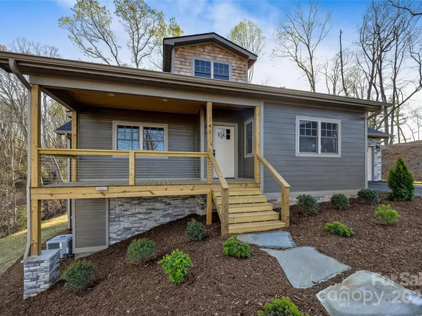 141 Shep Dr, Mills River, NC 28759